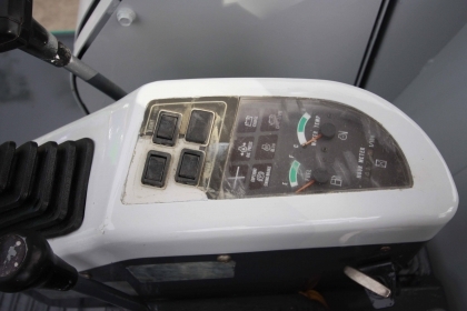 ขายรถแม็คโคร SUMITOMO รุ่น 32j รถสวย เก่าญี่ปุ่นแท้ ไม่เคยผ่านการใช้งานในไทย ติดต่อ 086-775-7900, 086-324-1992 ขายรถแม็คโคร SUMITOMO รุ่น 32j รถสวย เก่าญี่ปุ่นแท้ ไม่เคยผ่านการใช้งานในไทย ติดต่อ 086-775-7900, 086-324-1992