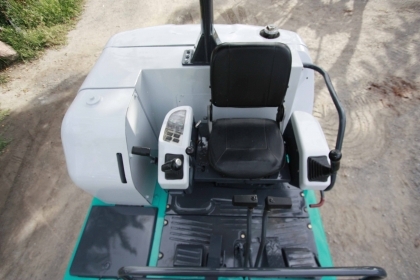 ขายรถแม็คโคร SUMITOMO รุ่น 32j รถสวย เก่าญี่ปุ่นแท้ ไม่เคยผ่านการใช้งานในไทย ติดต่อ 086-775-7900, 086-324-1992 ขายรถแม็คโคร SUMITOMO รุ่น 32j รถสวย เก่าญี่ปุ่นแท้ ไม่เคยผ่านการใช้งานในไทย ติดต่อ 086-775-7900, 086-324-1992