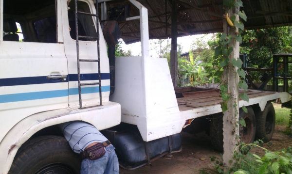 รถ เทนเลอร์ HiNo-KT927-195แรง สโลว์ 2เพา ขึ้นรถเกี่ยวและแบ็คโฮ200สะบาย ทะเบียนพร้อมโอน ราคาคุยได้ ครับ