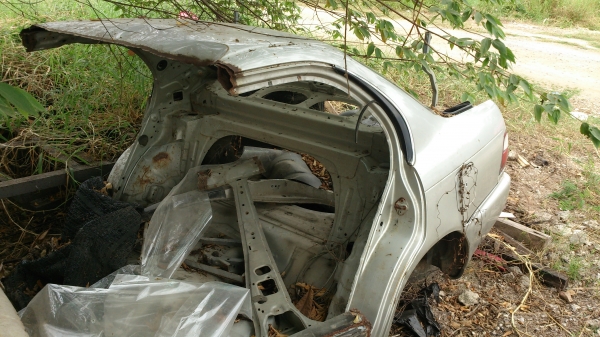 ท้ายตัดTOYOTA COROLLA โฉมสามห่วง (ปี91-96)