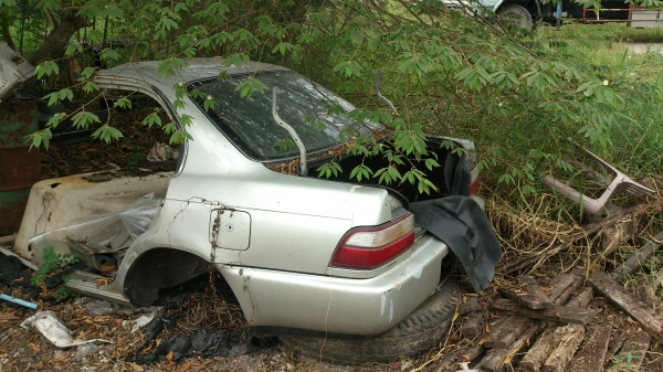 ท้ายตัดTOYOTA COROLLA โฉมสามห่วง (ปี91-96)