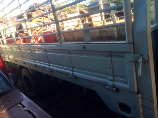 ขายรถบรรทุกพร้อมใช้งาน