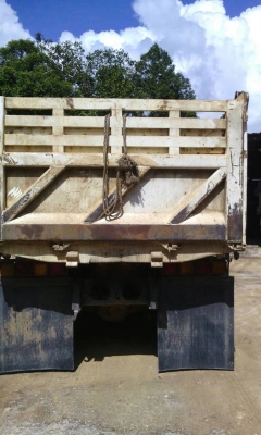 รถฮีโน่ 10 ล้อดั้ม FM227  220 แรงม้า. ปี 34  สนใจติดต่อ  081 - 6079515