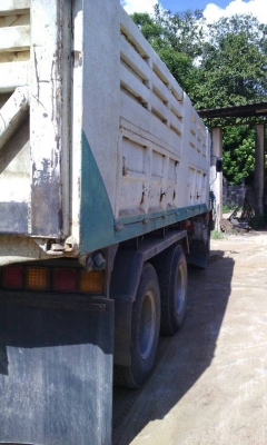 รถฮีโน่ 10 ล้อดั้ม FM227  220 แรงม้า. ปี 34  สนใจติดต่อ  081 - 6079515