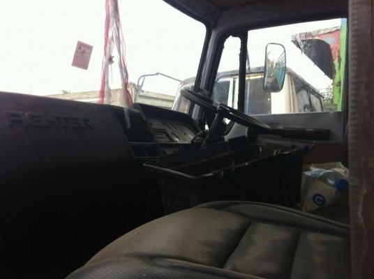 ขายด่วนรถฮีโน่221เครื่องเดิมเกียร์เดิมรถ2เพลายางตามสภาพเจ้าของขายเองสนใจติดต่อด่วน