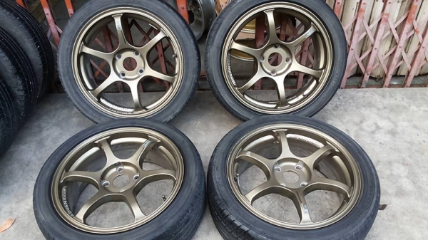 เหลือแต่ยาง Yokohama decibel 215 45 17 เหลือแต่ยาง Yokohama decibel 215 45 17