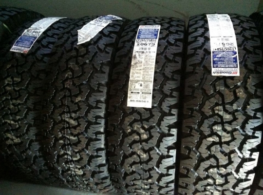 ขายยาง BF Goodrich All-terrain ขนาด 265 75 r16 ปี14