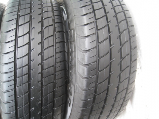 ขายล้อแม็ก Toyota vios 15" พร้อมยางปี13สนใจติดต่อเล็กคลองสามครับ 081-3747940