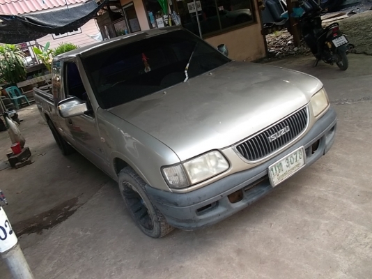 1997 ISUZU, 2.5 SLX SPACECAB TURBO โฉม DRAGON (ปี96-02) สีบรอนซ์ทอง เกียร์ธรรมดา 1997 ISUZU, 2.5 SLX SPACECAB TURBO โฉม DRAGON (ปี96-02) สีบรอนซ์ทอง เกียร์ธรรมดา