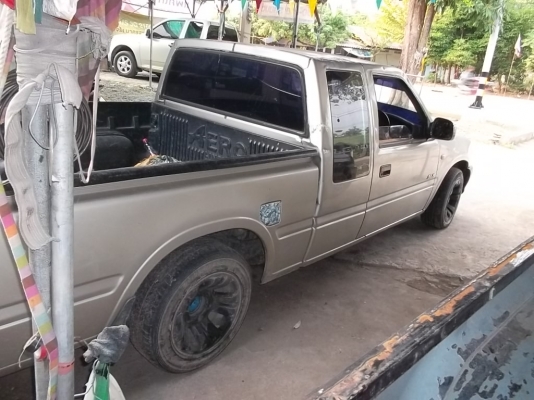 1997 ISUZU, 2.5 SLX SPACECAB TURBO โฉม DRAGON (ปี96-02) สีบรอนซ์ทอง เกียร์ธรรมดา 1997 ISUZU, 2.5 SLX SPACECAB TURBO โฉม DRAGON (ปี96-02) สีบรอนซ์ทอง เกียร์ธรรมดา