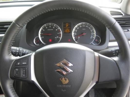 ขาย Swift 2012 GLX ไมล์ 18xxx สวยสุด ป.ชั้น 1 ขาย Swift 2012 GLX ไมล์ 18xxx สวยสุด ป.ชั้น 1