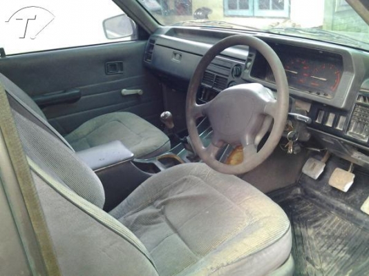 MAZDA B2500 สภาพสวย ไม่มีผุ พร้อมใช้งาน