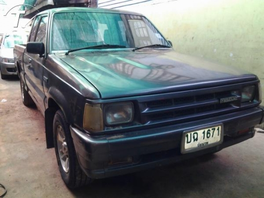 MAZDA B2500 สภาพสวย ไม่มีผุ พร้อมใช้งาน