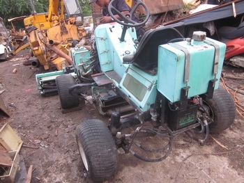 รถตัดหญ้า ตัดกรีน แบบนั่งขับ HONDA: TM3 -241 มือสองญี่ปุ่น เครื่อง 2 สูบ 3 แก็งค์ พร้อมใช้งาน รถตัดหญ้า ตัดกรีน แบบนั่งขับ HONDA: TM3 -241 มือสองญี่ปุ่น เครื่อง 2 สูบ 3 แก็งค์ พร้อมใช้งาน