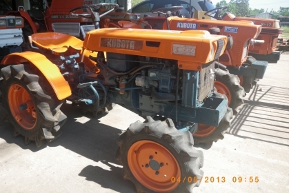 Kubota B6000