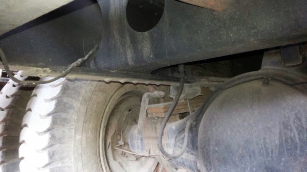 รถมิตซู 10 ล้อดั้ม FM527  190 แรงม้า. ปี 47  สนใจติดต่อ 081 - 6079515