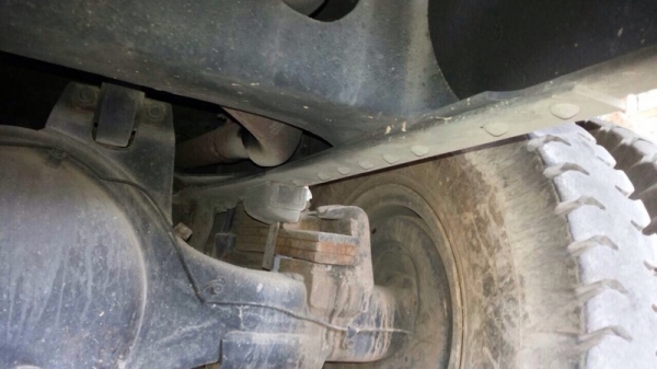 รถมิตซู 10 ล้อดั้ม FM527  190 แรงม้า. ปี 47  สนใจติดต่อ 081 - 6079515