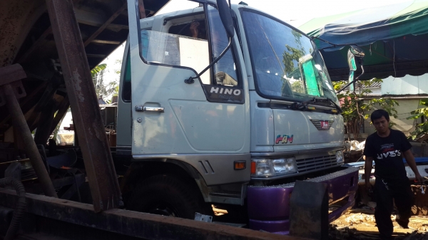 ขาย10ล้อฮีโน่ ซูโม่ FM227 ดั๊ม2เพลา เครื่อง 220แรง รถสภาพสวยมาก พร้อมใช้สุดๆ ขาย10ล้อฮีโน่ ซูโม่ FM227 ดั๊ม2เพลา เครื่อง 220แรง รถสภาพสวยมาก พร้อมใช้สุดๆ