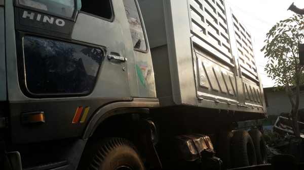 ขาย10ล้อฮีโน่ ซูโม่ FM227 ดั๊ม2เพลา เครื่อง 220แรง รถสภาพสวยมาก พร้อมใช้สุดๆ ขาย10ล้อฮีโน่ ซูโม่ FM227 ดั๊ม2เพลา เครื่อง 220แรง รถสภาพสวยมาก พร้อมใช้สุดๆ