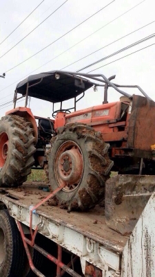 รถไถ KUBOTA M80 ปี 48 / 2 เพลา. สนใจติดต่อ 081 - 6079515 รถไถ KUBOTA M80 ปี 48 / 2 เพลา. สนใจติดต่อ 081 - 6079515