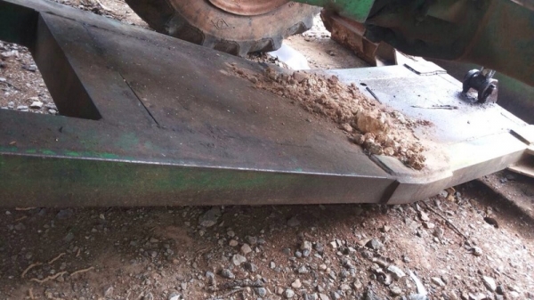 รถไถ จอนเดียร์  2 เพลา. สนใจติดต่อ  081 - 6079515