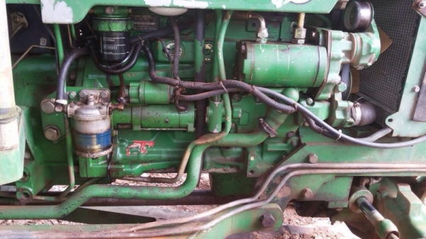 รถไถ จอนเดียร์  2 เพลา. สนใจติดต่อ  081 - 6079515