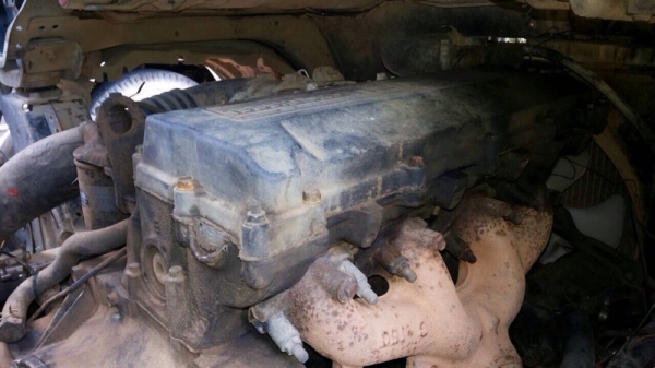 รถอีซูซุ 6 ล้อดั้ม 120 แรงม้า. ปี 38 ( ฝาดำ ) , ( ขายตามสภาพ ) สนใจติดต่อ 081 - 6079515 รถอีซูซุ 6 ล้อดั้ม 120 แรงม้า. ปี 38 ( ฝาดำ ) , ( ขายตามสภาพ ) สนใจติดต่อ 081 - 6079515