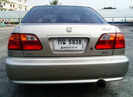 Honda civic ปี 2000 เกียร์ออโต้ เครื่องวีเทค กระจกไฟฟ้า ปรับและพับไฟฟ้า ภายในสะอาดเรียบร้อย เครื่องดี เกียร์นิ่มนวล ช่วงล่างเเน่น แอร์หนาว สีสันสวยงาม รถพร้อมใช้ ภาษี 58