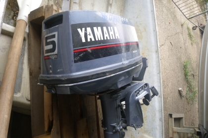เรือ YAMAHA เครื่องยนต์ 5 แรง