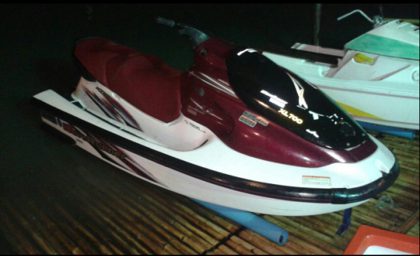 เจ็ทสกียามาฮ่า 3 ที่นั่ง Waverunner XL.700 สภาพพร้อมใช้ เครื่องเดินเรียบ ประหยัดน้ำมันสุดๆ  สนใจติดต่อ 0891624420