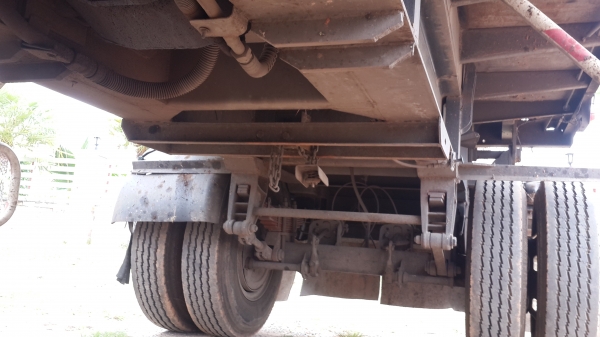 ขายด่วนลูกพ่วงสองเพลาดั้มปี50ยาว6.4เมตรสภาพพร้อมใช้ราคาเบาๆโทร0843923995