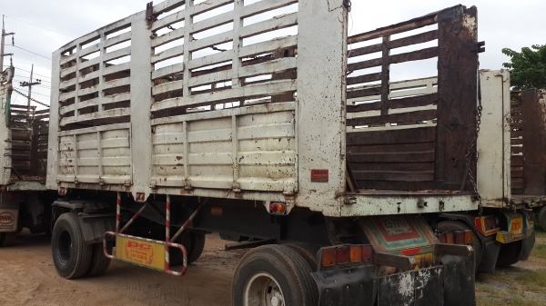 ขายด่วนลูกพ่วงสองเพลาดั้มปี50ยาว6.4เมตรสภาพพร้อมใช้ราคาเบาๆโทร0843923995