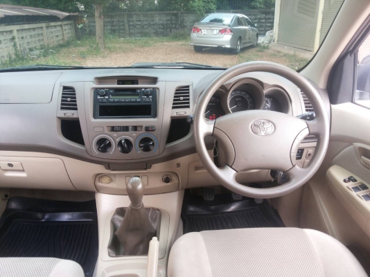 Vigo d4d ปี2006 ตัวE เครื่อง 2500 อินเตอร์คูลเลอร์ รถบ้านมือเดียว