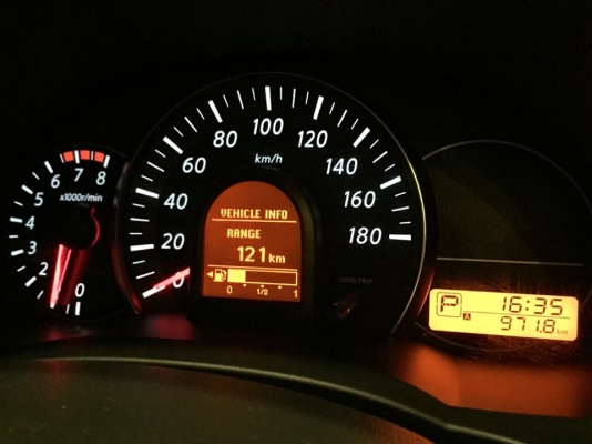 ขาย NISSAN MARCH รถ 5 เดือน