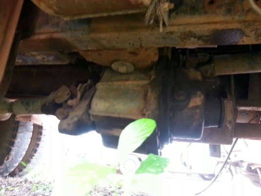 ขาย 10 ล้อหัวยาวเพลาเดียว 230,000 เครื่อง 6BG1 175 แรงม้า เพลาโบกี้ใหญ่เฟืองท้ายใหญ่ คัสซีสวย สโลว์กลาง ยางเต็ม ทะเบียนพร้อมโอน ราคาต่อรองได้