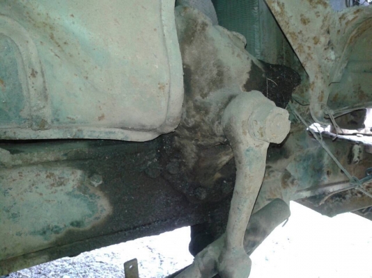 ขาย 10 ล้อหัวยาวเพลาเดียว 230,000 เครื่อง 6BG1 175 แรงม้า เพลาโบกี้ใหญ่เฟืองท้ายใหญ่ คัสซีสวย สโลว์กลาง ยางเต็ม ทะเบียนพร้อมโอน ราคาต่อรองได้