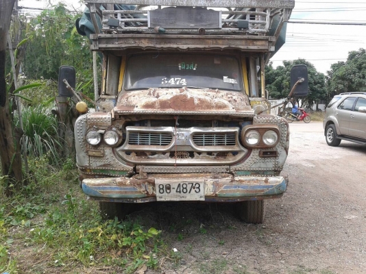 ขาย 10 ล้อหัวยาวเพลาเดียว 230,000 เครื่อง 6BG1 175 แรงม้า เพลาโบกี้ใหญ่เฟืองท้ายใหญ่ คัสซีสวย สโลว์กลาง ยางเต็ม ทะเบียนพร้อมโอน ราคาต่อรองได้