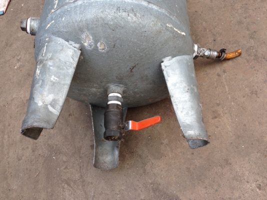 ขาย...ถังพักลม 60 ลิตร อย่างดี ขาย...ถังพักลม 60 ลิตร อย่างดี