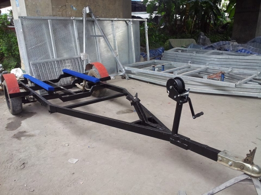 ขายห่างลากเรือ 10 - 12 ฟุต มือ 2