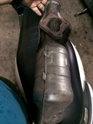 ขายฝาครอบเครื่อง ไทรทัน ของ0แท้ กับ คอท่อแคท