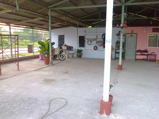 เซ้งหรือให้เช่า 180,000บ.-