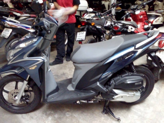 ขาย HONDA CLICK 125 i ล้อแม็ก i dling stop ปี 55 สภาพดี,เครื่องดี,มีสติ๊กเกอร์เป็นรอยข้างหลังซ้ายอย่างเดียว,เล่มพร้อมโอน ขาย HONDA CLICK 125 i ล้อแม็ก i dling stop ปี 55 สภาพดี,เครื่องดี,มีสติ๊กเกอร์เป็นรอยข้างหลังซ้ายอย่างเดียว,เล่มพร้อมโอน