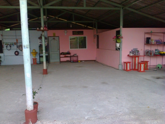 เซ้งหรือให้เช่า 180,000บ.-