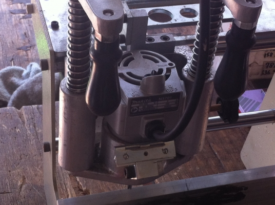 เครื่องกัดแบบcopy คัดลอกตามแบบโดยใช้มือโยกกัด อลูมีเนียม ไม้ พลาสติก