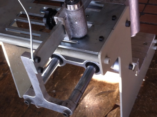 เครื่องกัดแบบcopy คัดลอกตามแบบโดยใช้มือโยกกัด อลูมีเนียม ไม้ พลาสติก