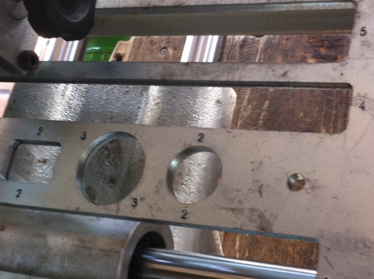 เครื่องกัดแบบcopy คัดลอกตามแบบโดยใช้มือโยกกัด อลูมีเนียม ไม้ พลาสติก