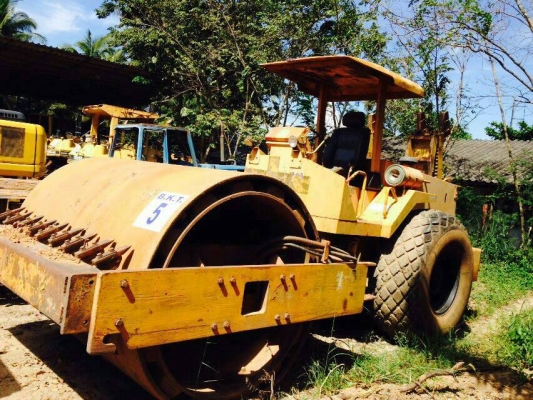 ขายถูกด่วนรถบดสั่น SAKAI SV500TF เอกสารทะเบียน