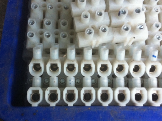 เทอร์มินอลต่อสายขนาดใหญ่ของใหม่จากญี่ปุ่น พลาสติกเนื้อดีขาวสะอาด