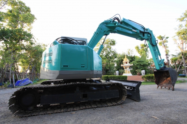 ขายรถแบคโฮ  นำเข้าจากญี่ปุ่น ติดต่อ 086-775-7900, 086-324-1992