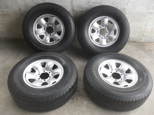 ล้อกะทะ 16นิ้ว 6รู พร้อมยาง สวยๆ 4 ล้อ ราคา 6900 บาท